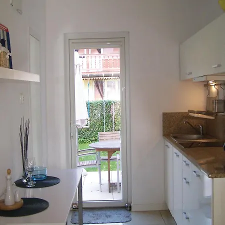 Four-bedroom Holiday In Rowy *